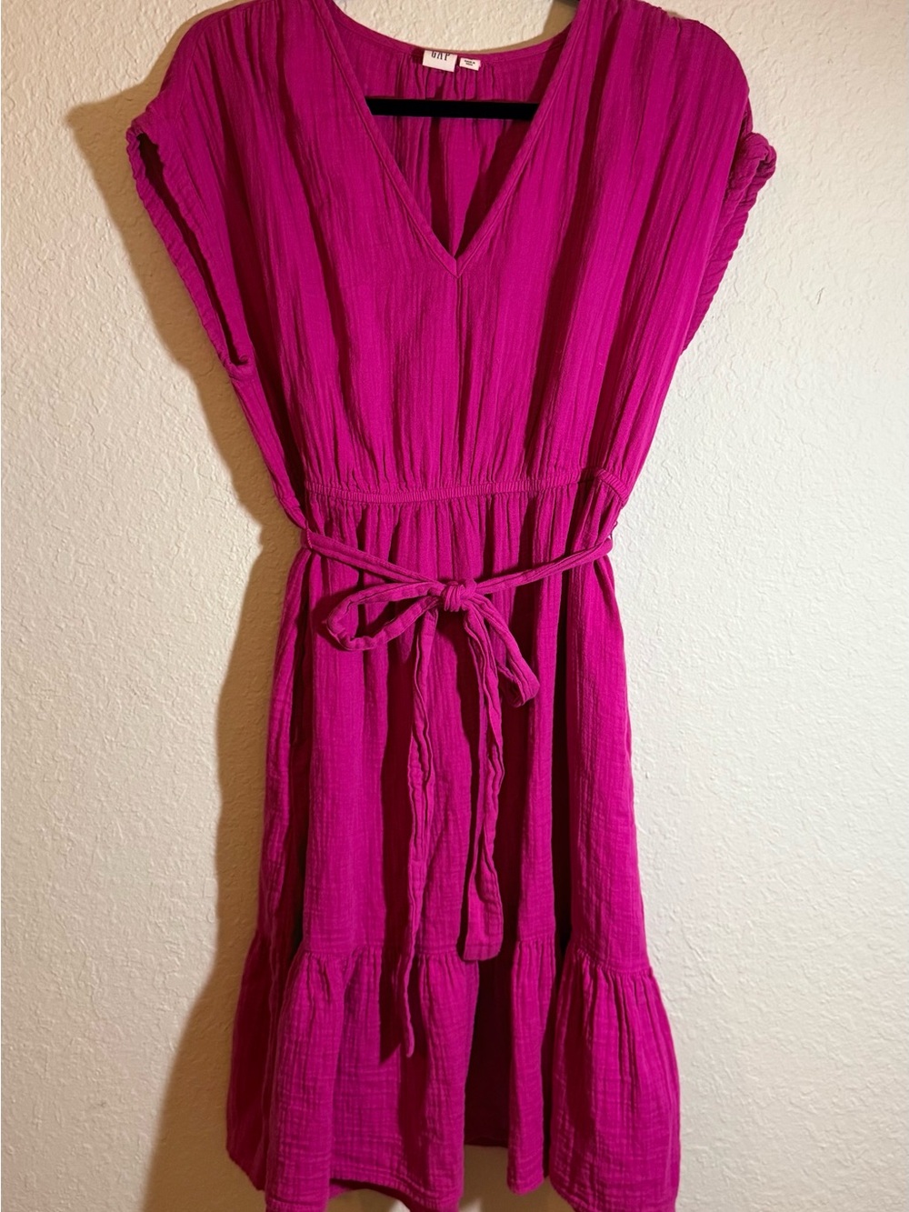 GAP Fuchsia Midi Gauze Belted Dress Size Medium (OO3)